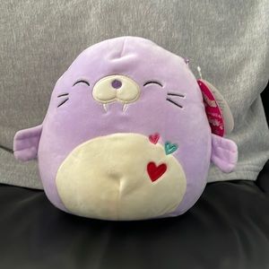 8” Squishmallow Winnie the Walrus *Valentine edition*